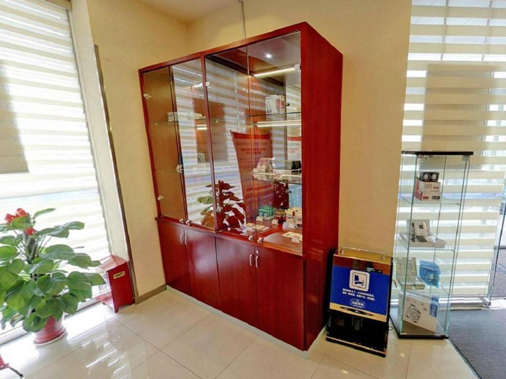 Hanting Hotel Shanghai Hongqiao Wuzhong Road Exteriör bild