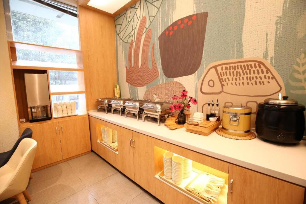 Hanting Hotel Shanghai Hongqiao Wuzhong Road Exteriör bild